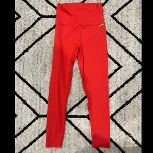 ECHT crimson red scrunch bottom leggings